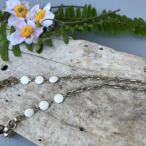 METAL CIRCULAR LOOP CHAIN NECKLACE - Picture 4 of 6